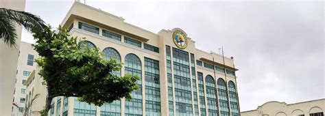 colleges in makati.